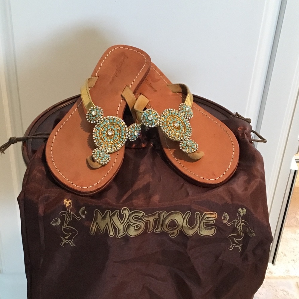 🌷Tommy Bahama Turquoise & Gold Sandal🌷